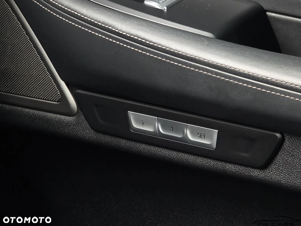 BMW Seria 7 730d xDrive - 31