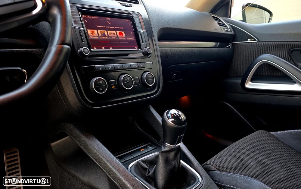 VW Scirocco 2.0 TDI Sport - 21