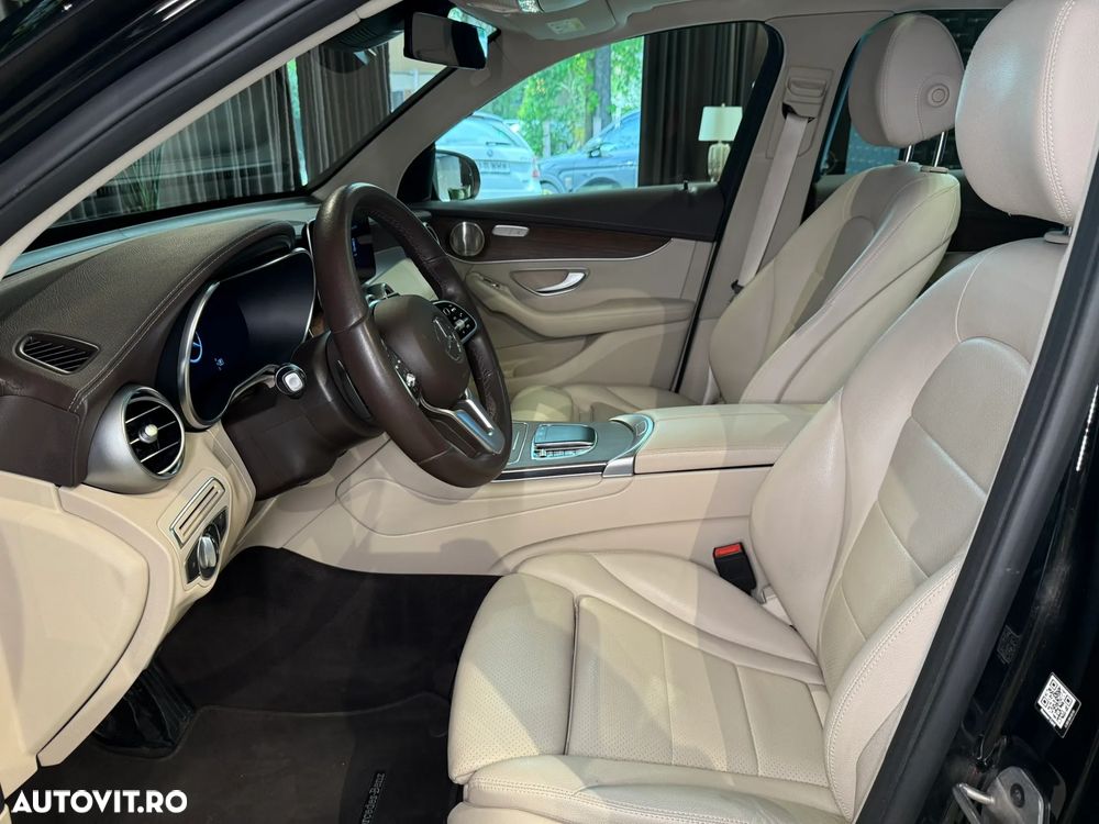 Mercedes-Benz GLC 200 4MATIC 9G-TRONIC AMG Line - 12
