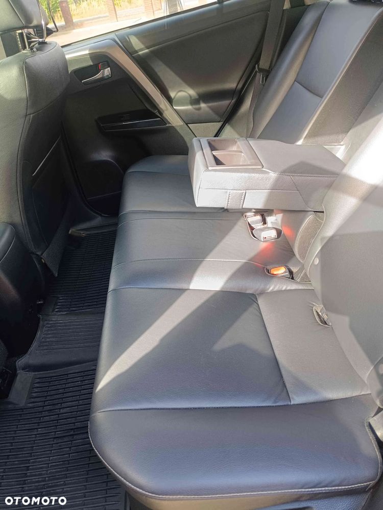 Toyota RAV4 - 20