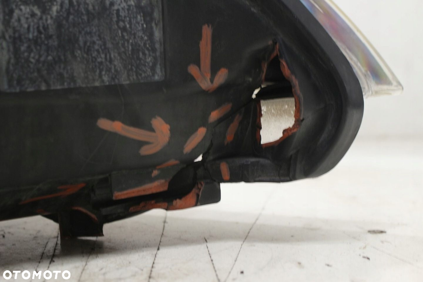 BMW E60 E61 LAMPA LEWY PRZÓD XENON EUROPA USZKODZONA - 9