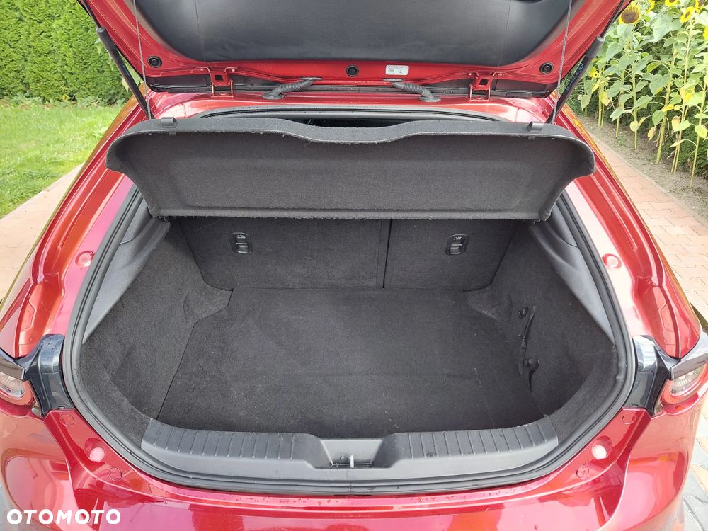 Mazda 3 - 8