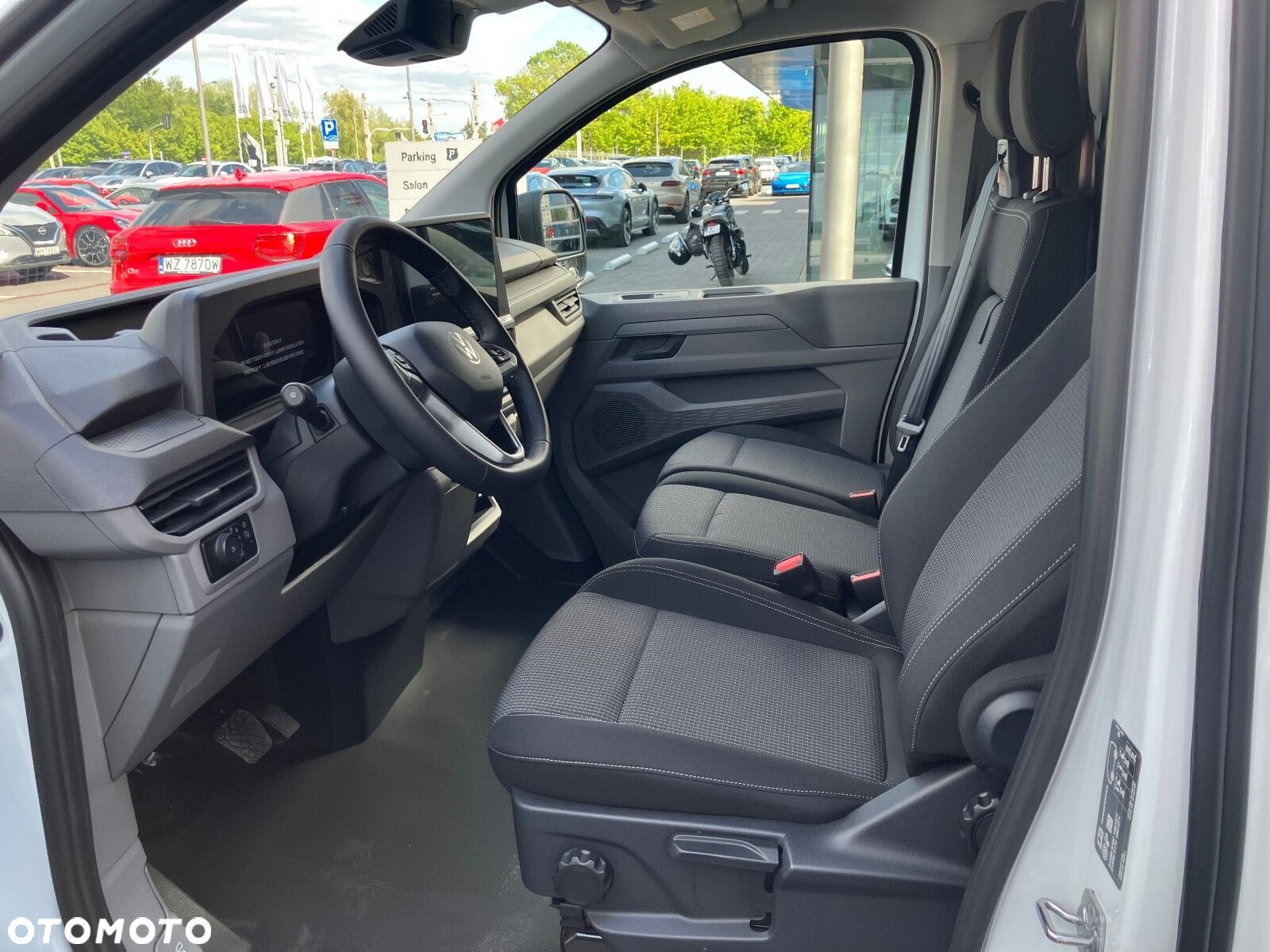 Volkswagen Transporter Transporter Furgon silnik: 2,0 l TDI 150 KM / skrzynia biegów: 8-biegowa automatyczna rozstaw osi: 3100 mm - 13