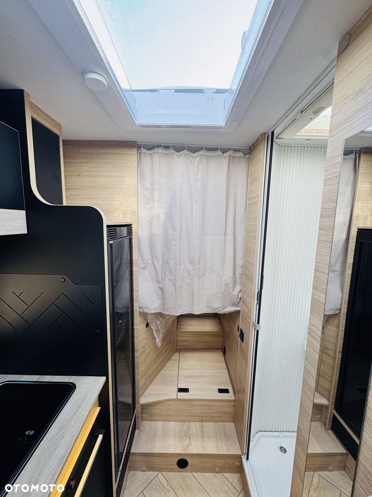 Ford Chausson 627 GA Titanium Line - 24