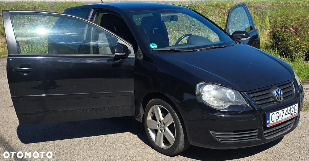 Volkswagen Polo 1.4 Comfortline - 12