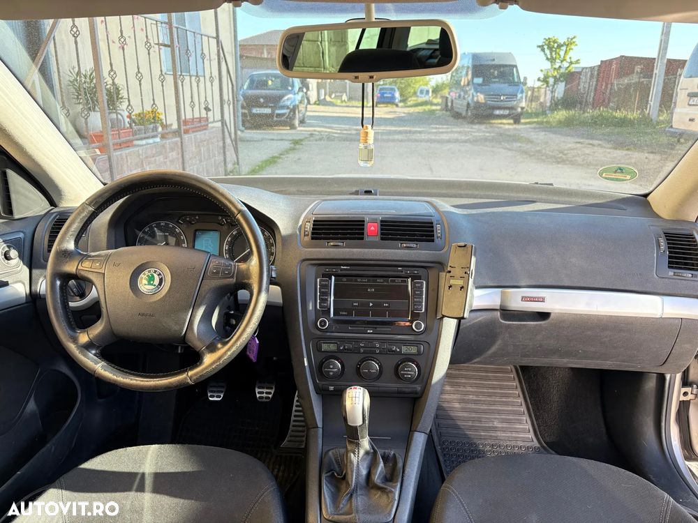 Skoda Octavia 2.0 TDI 4x4 - 6