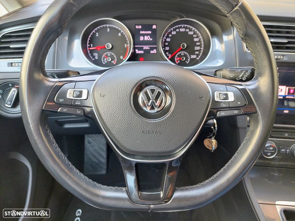 VW Golf 1.6 TDI Confortline - 33