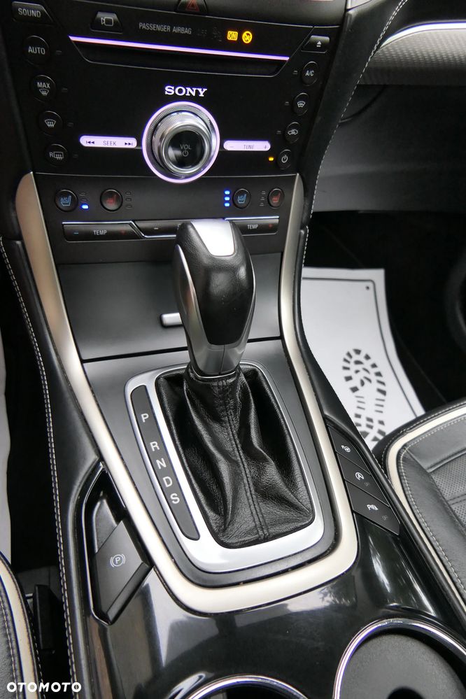 Ford S-Max - 30