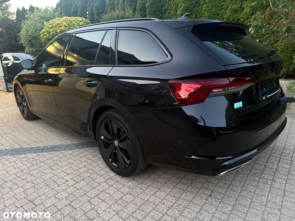 Skoda Octavia 2.0 TDI DSG RS - 34