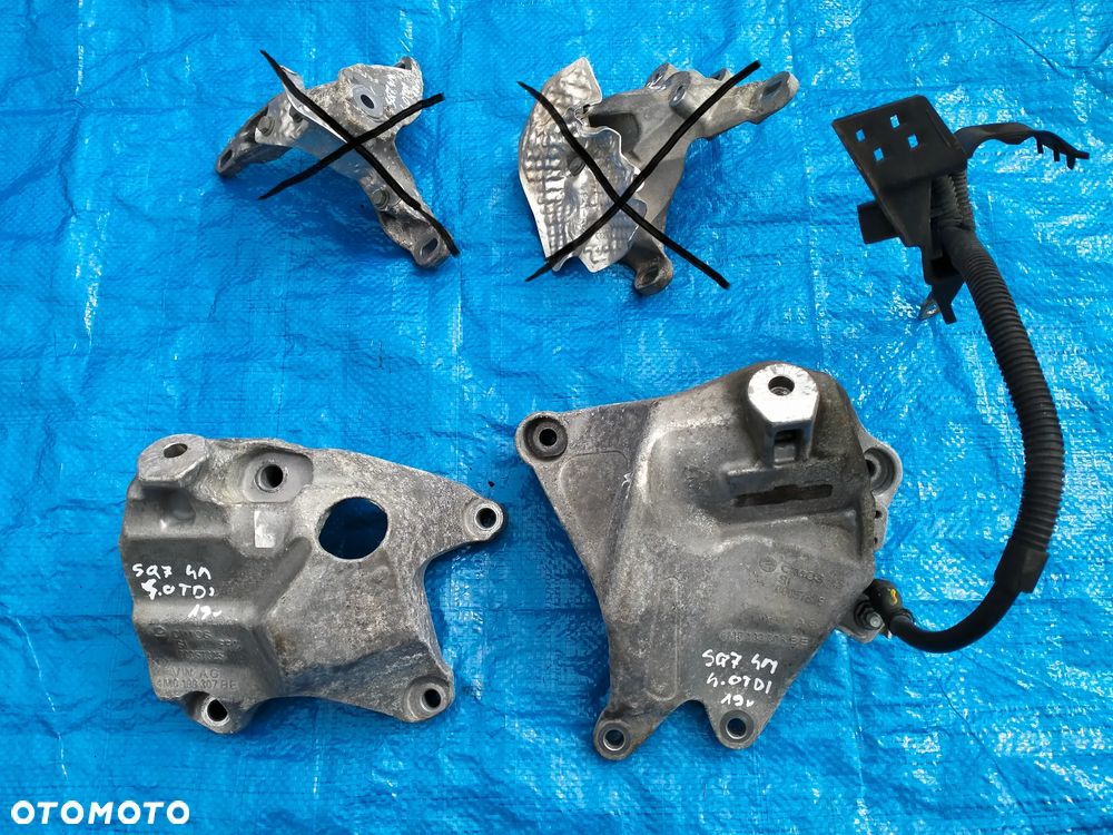 Audi SQ7 Q7 4.0 TDI Łapa Wspornik Silnika - 1