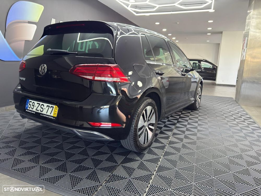 VW e-Golf AC/DC - 11