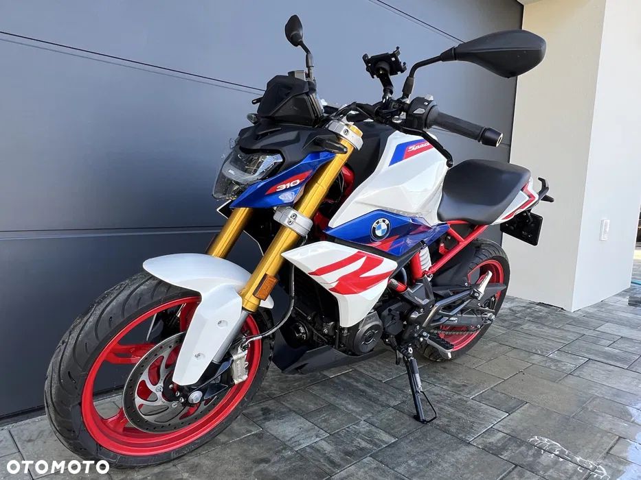 BMW G - 1