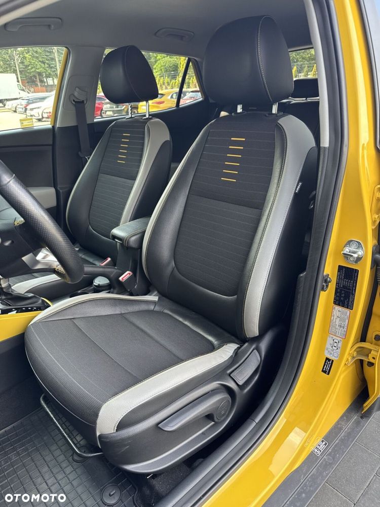 Kia Stonic 1.0 T-GDI L Business Line DCT - 15