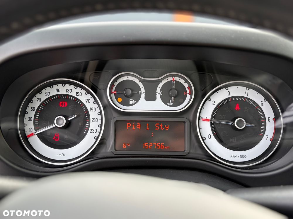 Fiat 500L 1.4 16V Pop Star - 23