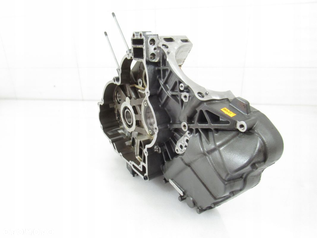 Karter / blok prawy KTM RC8 1190, 11r RC 8 - 6