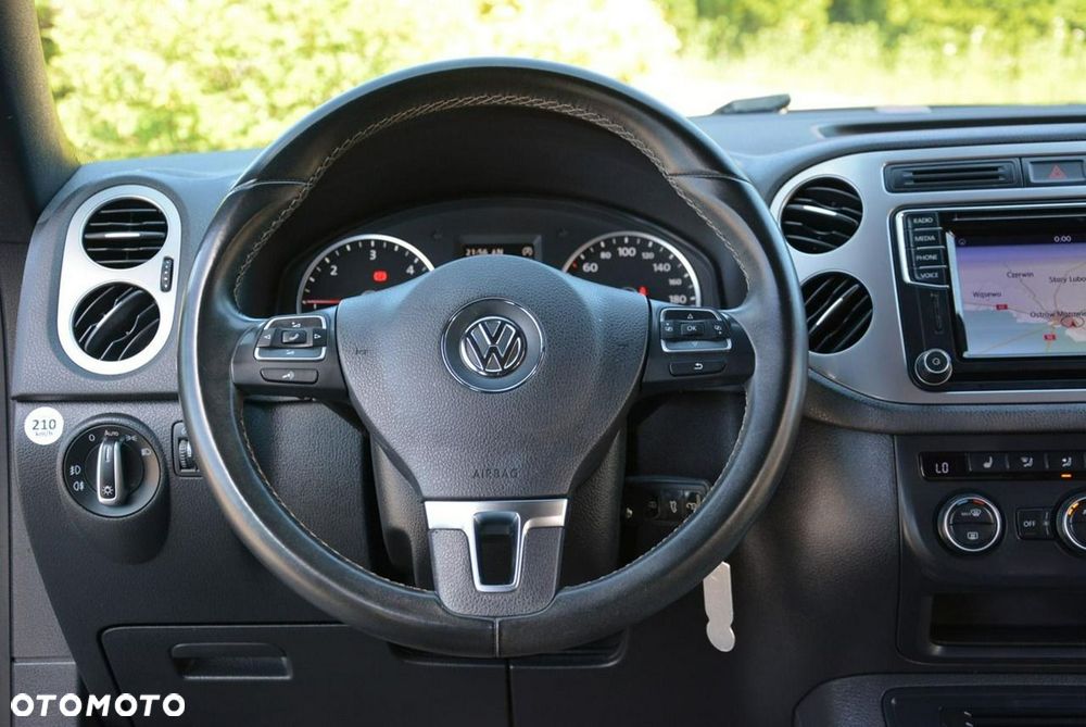 Volkswagen Tiguan 2.0 TDI SCR BlueMotion Technology Lounge Sport & Style - 20