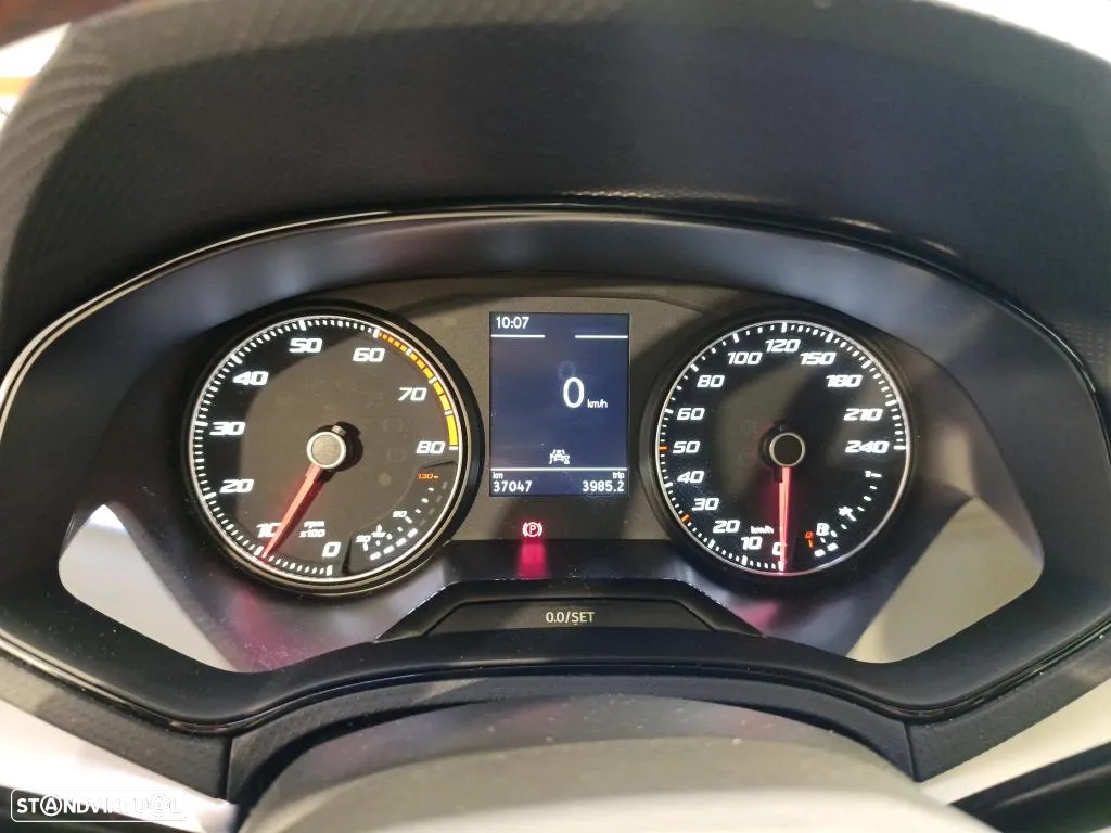 SEAT Arona 1.0 TSI FR - 9
