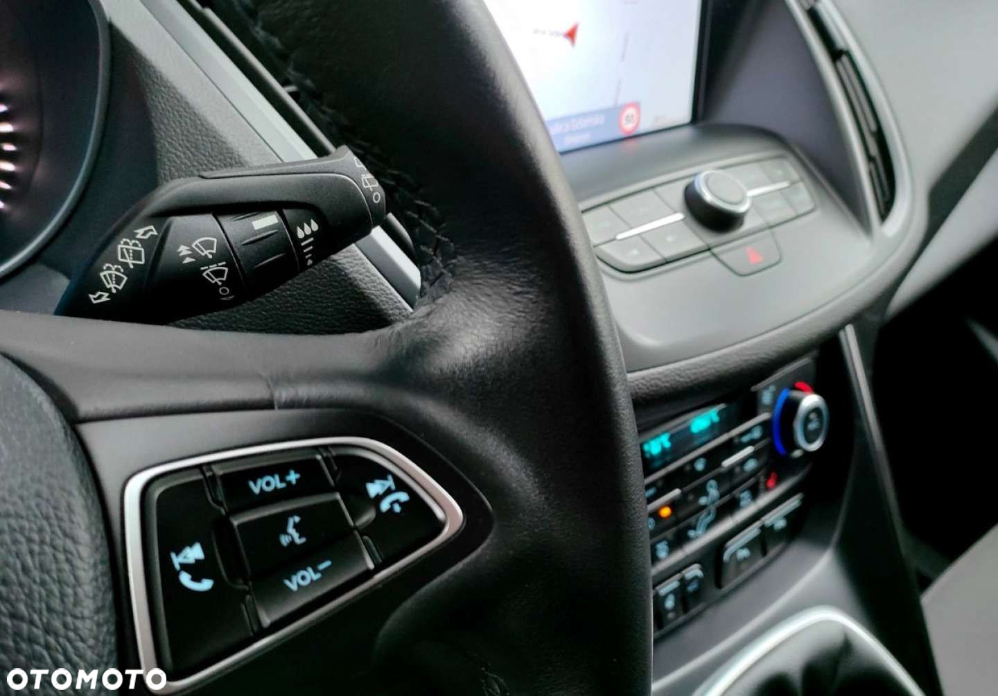 Ford Kuga - 14