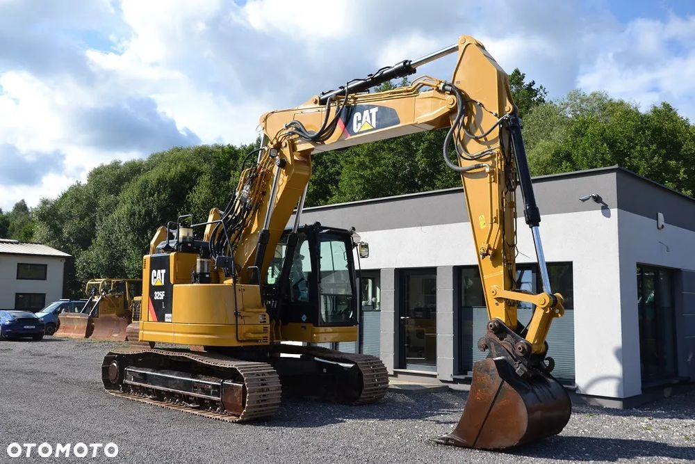 Caterpillar 325 FL - 14