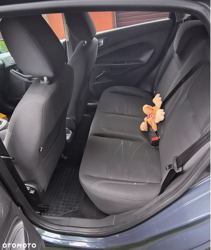 Ford Fiesta - 15