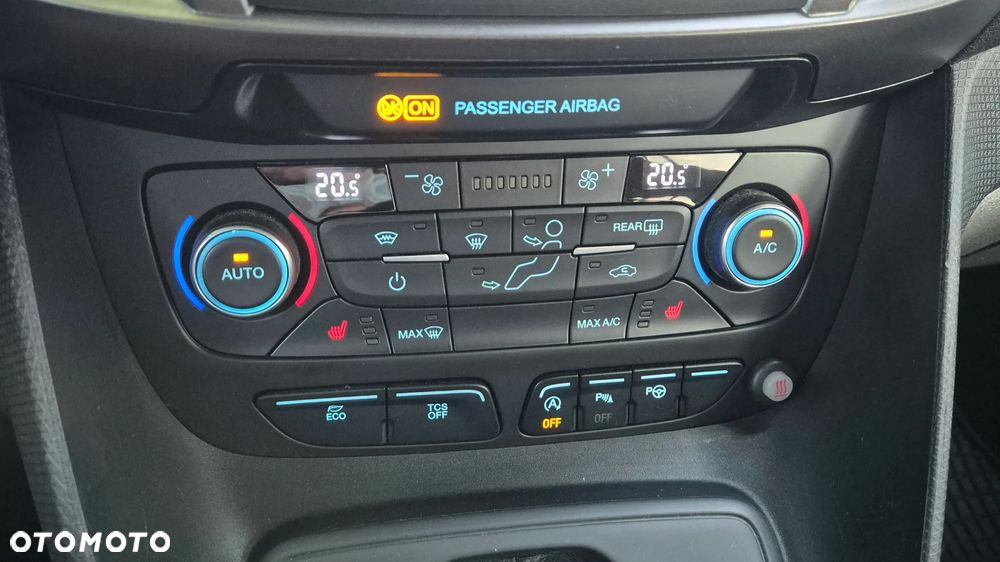 Ford Transit Connect - 14