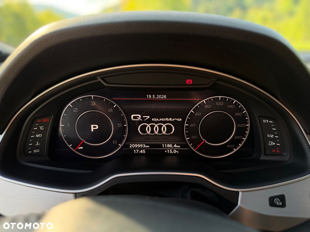 Audi Q7 - 11