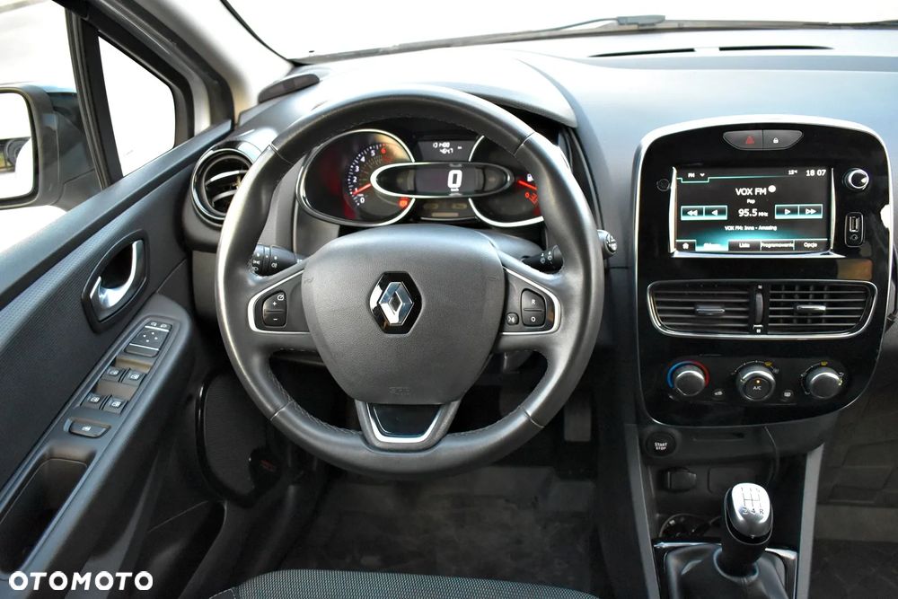 Renault Clio 0.9 Energy TCe Limited EU6 - 24