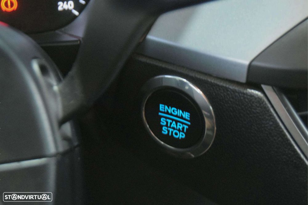 Ford Focus SW 1.0 EcoBoost MHEV ST-Line - 29