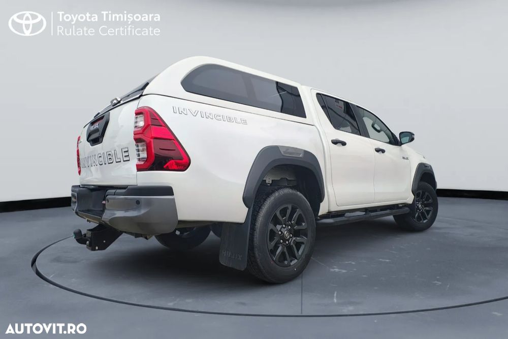 Toyota Hilux 2.8D 204CP 4x4 Double Cab AT Invincible - 4