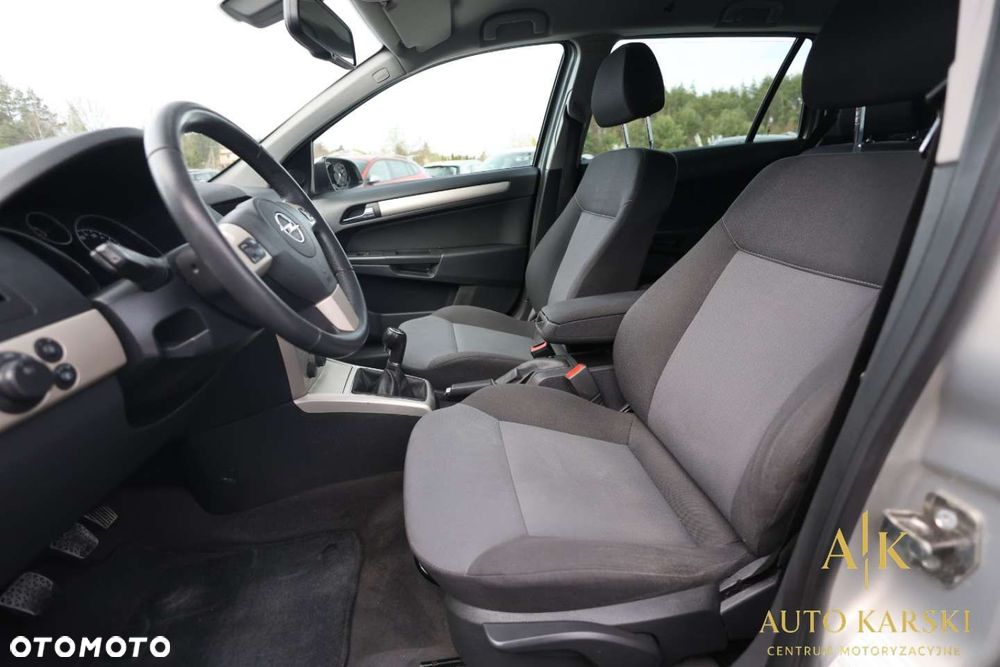 Opel Astra - 37