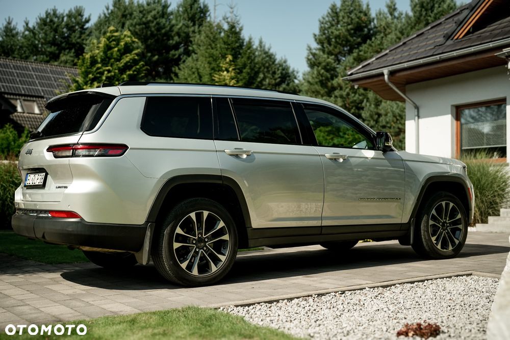 Jeep Grand Cherokee - 17