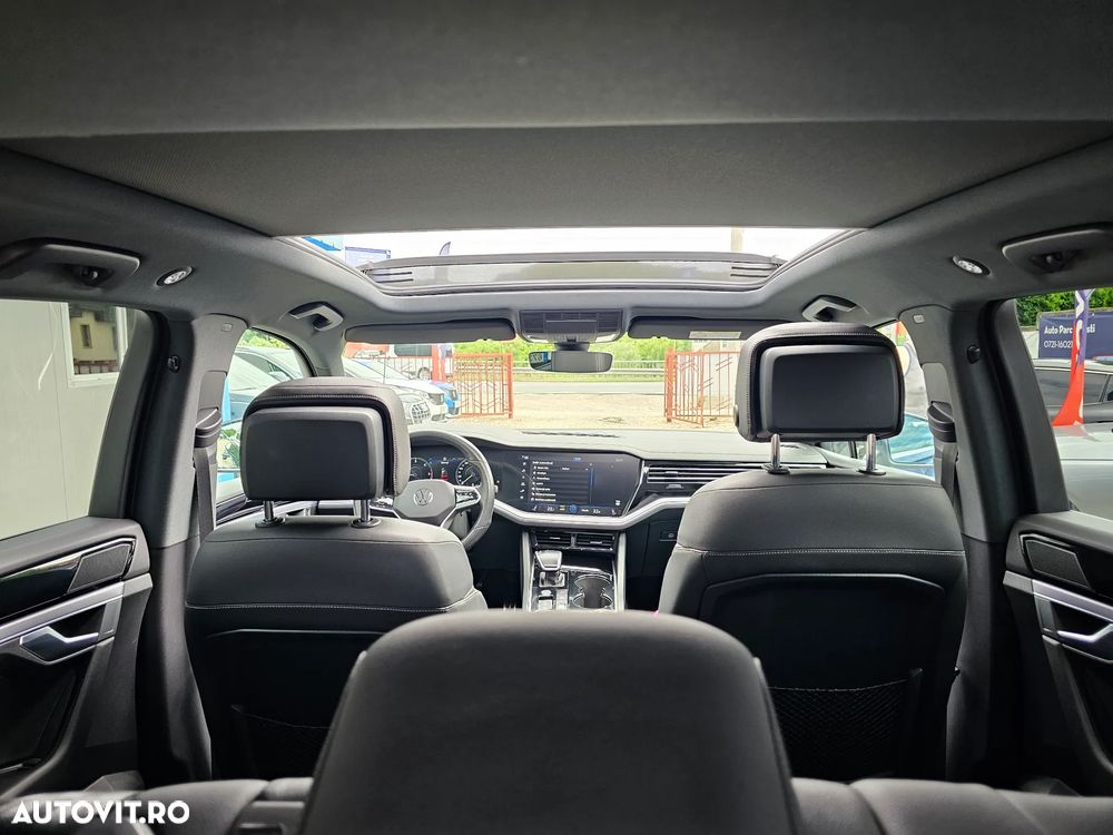 VOLKSWAGEN Touareg 2023 — imagine 6