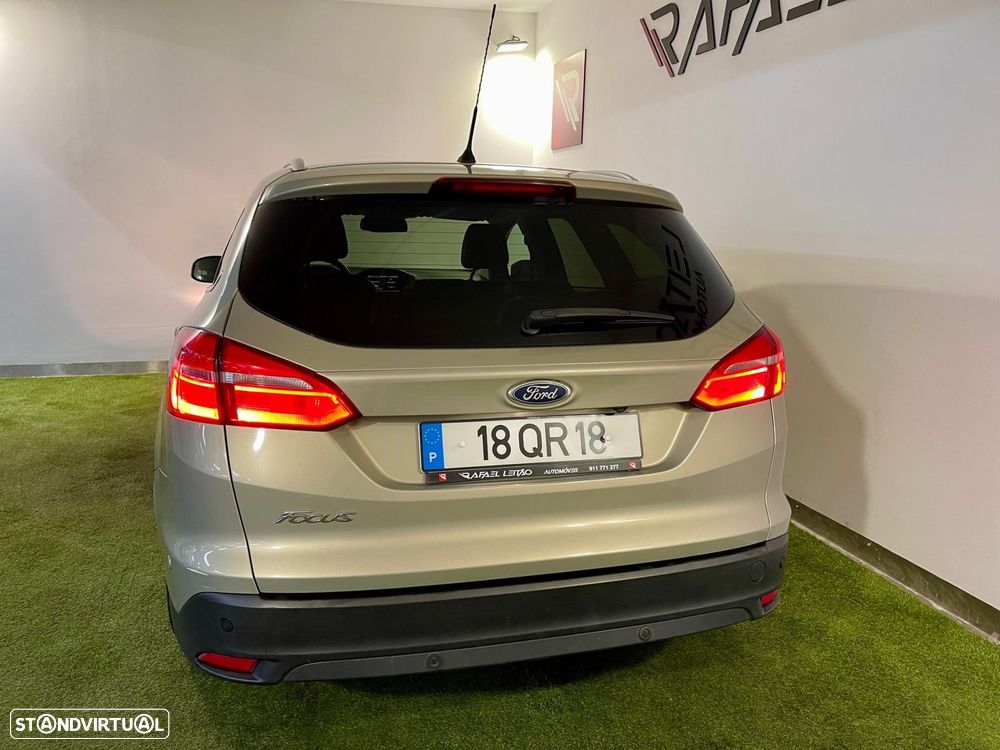 Ford Focus SW 1.5 TDCi EcoBlue Connected Aut. - 6