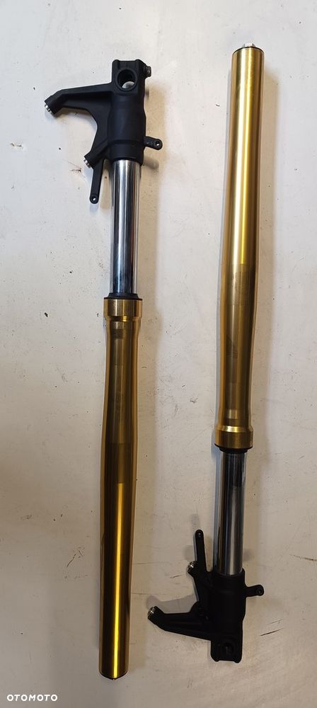 HONDA X-ADV ADV X 750 REFLEKTOR LAMPA LAGI ZAWIESZENIE PÓŁKA KIEROWNICA PRZEŁĄCZNIK FELGA KOŁO TARCZE - 36