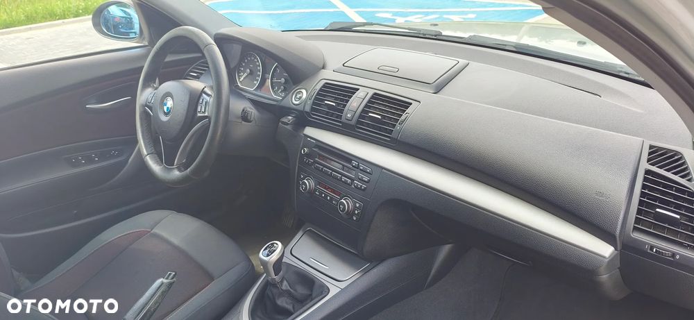 BMW Seria 1 116i - 10