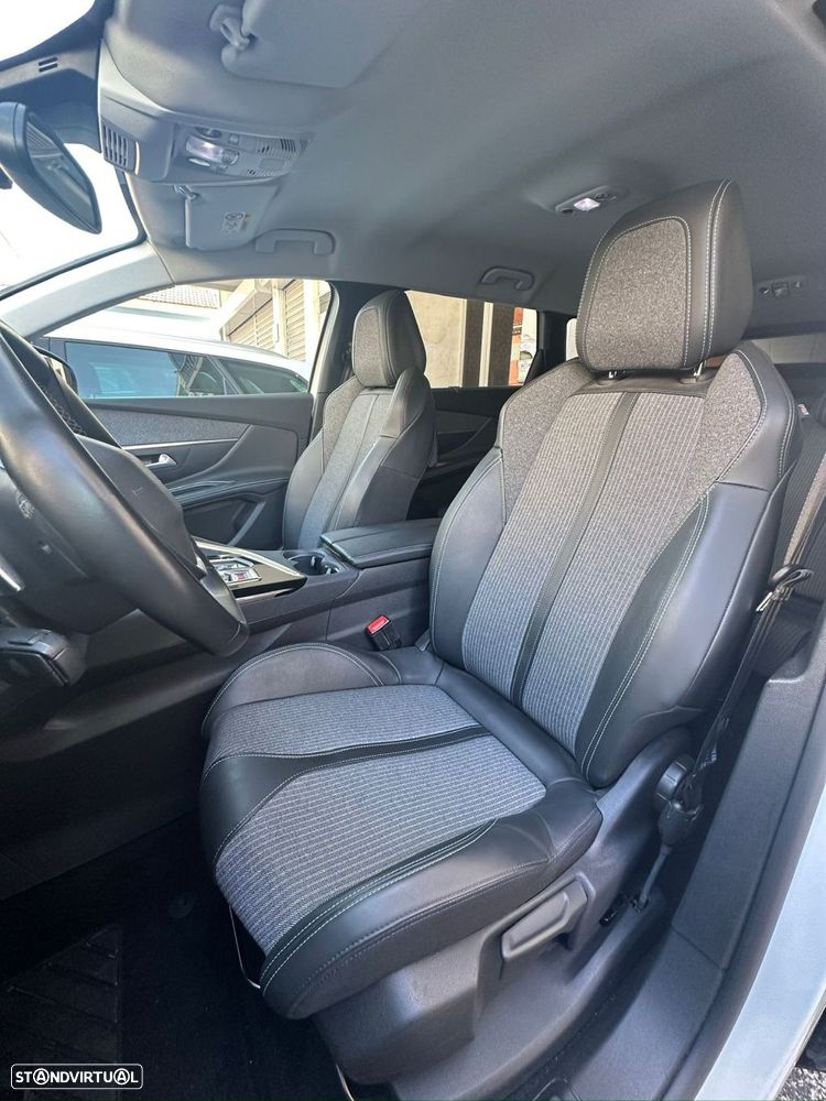 Peugeot 5008 1.2 PureTech Allure Pack EAT8 - 9