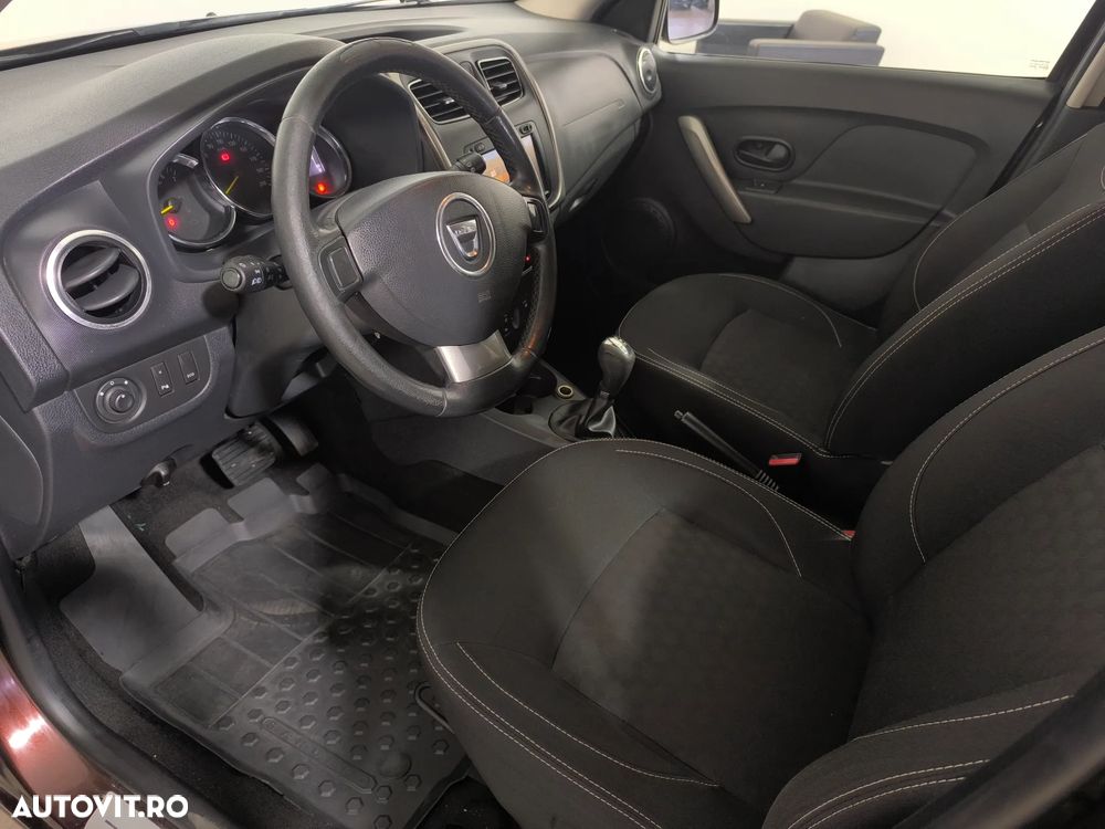 Dacia Sandero - 10