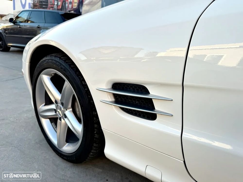Mercedes-Benz SL 500 Standard - 44