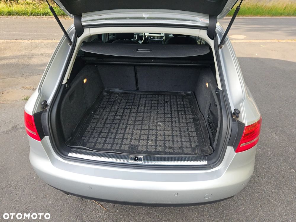 Audi A4 Avant 2.0 TDI - 7