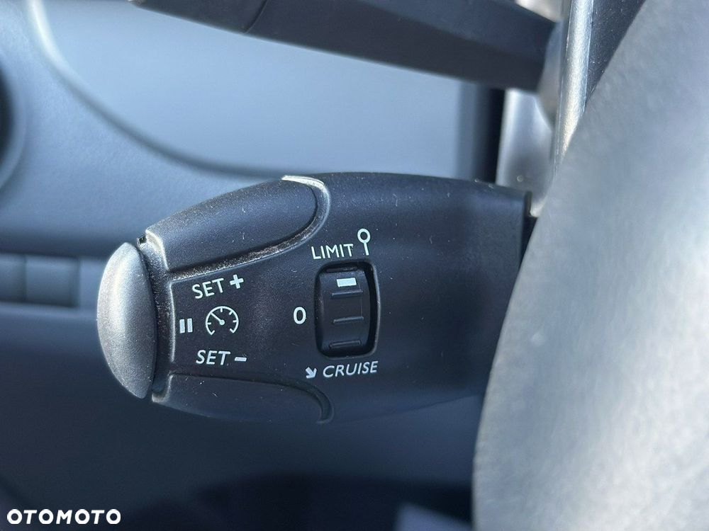 Peugeot Expert - 12