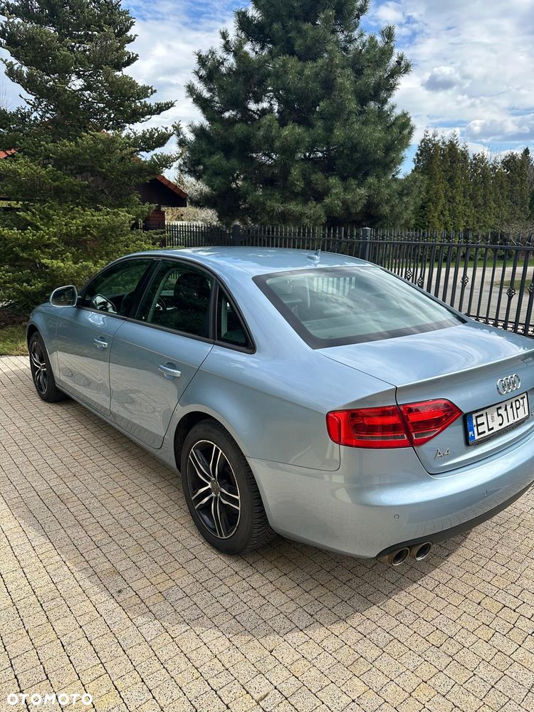 Audi A4 Limousine 2.0 TDI DPF Ambition - 2