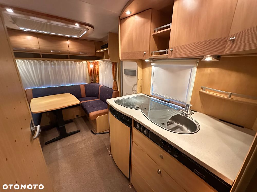 Dethleffs 510 CAMPER z napędem i przedsionkiem pompowanym !!! - 34
