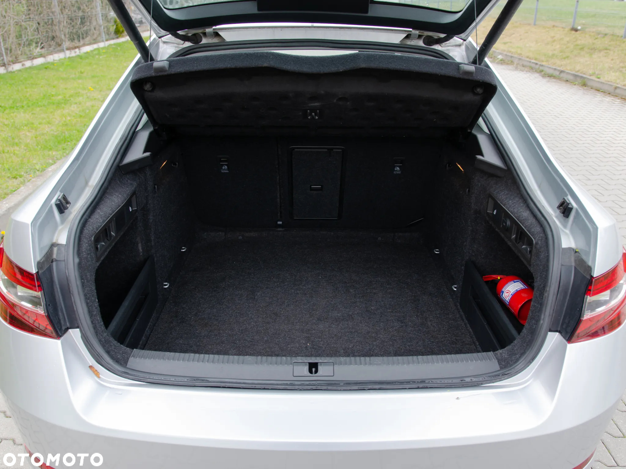 Skoda Superb 2.0 TDI Ambition - 14