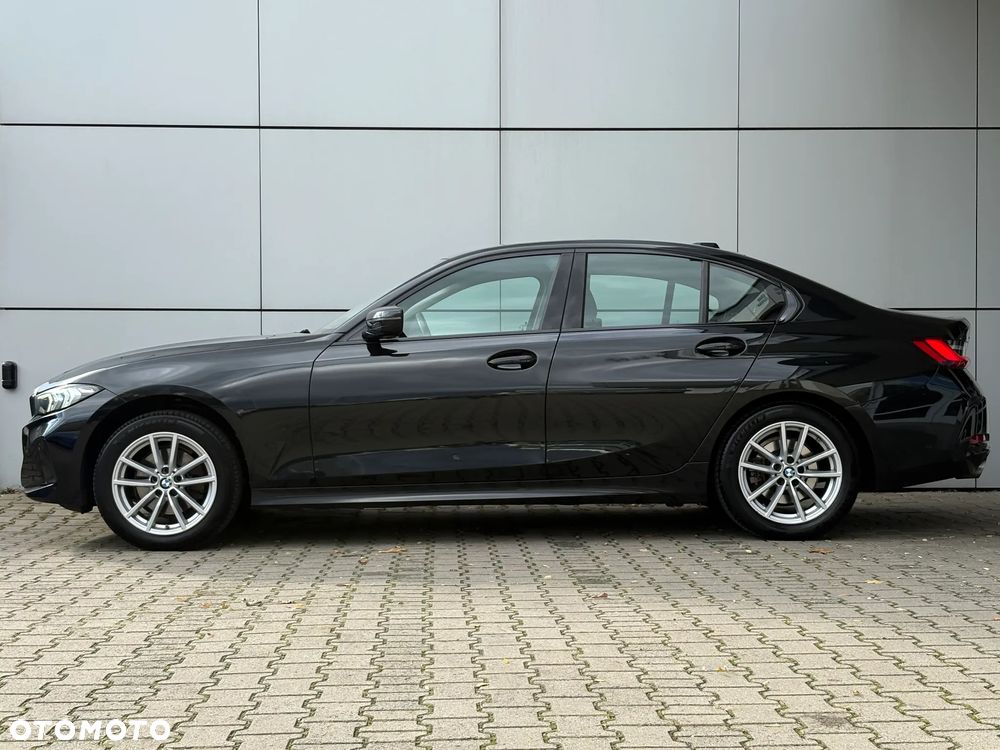 BMW Seria 3 320d xDrive Sport Line - 9