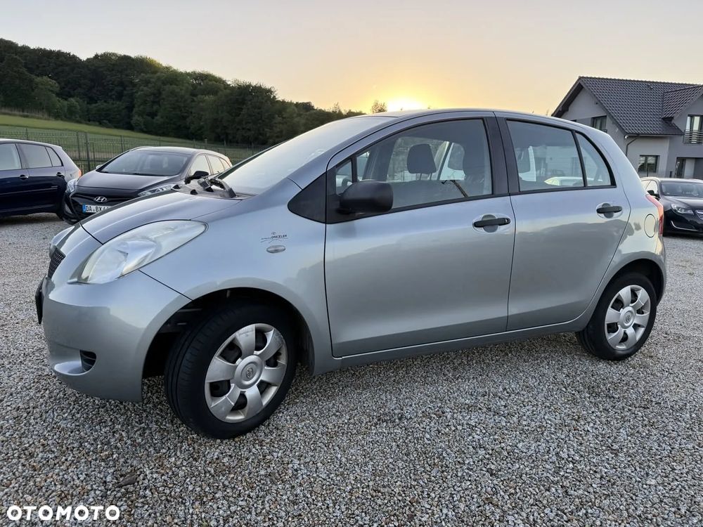 Toyota Yaris 1.3 VVT-i Cool - 9