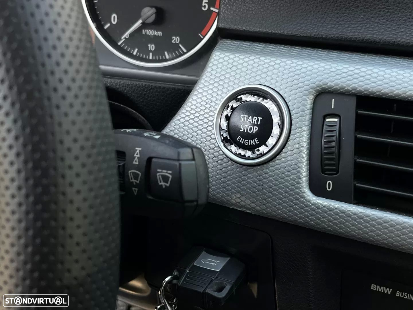 BMW 318 d Touring - 14