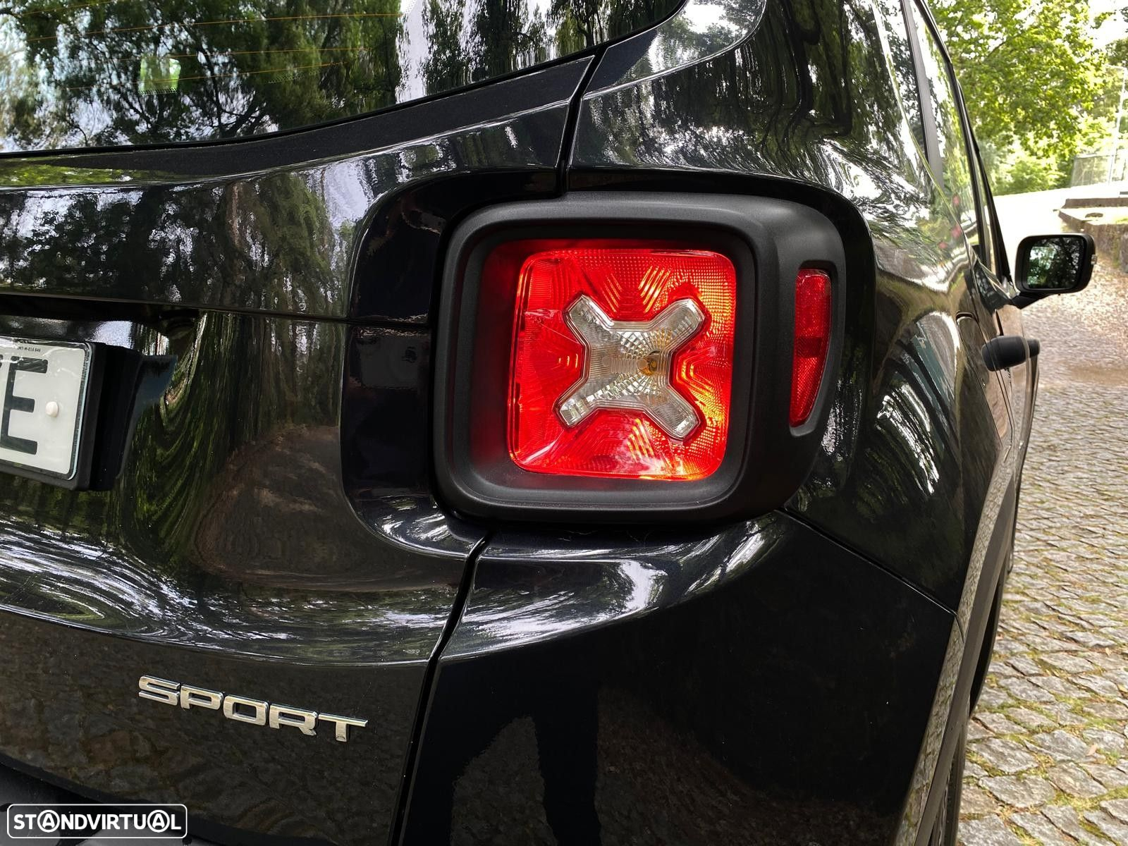 Jeep Renegade - 12