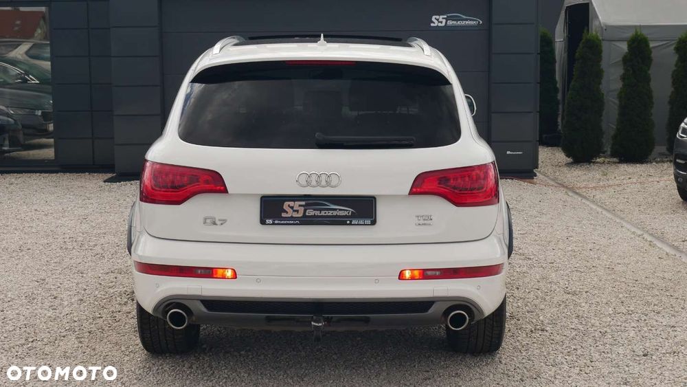 Audi Q7 - 6