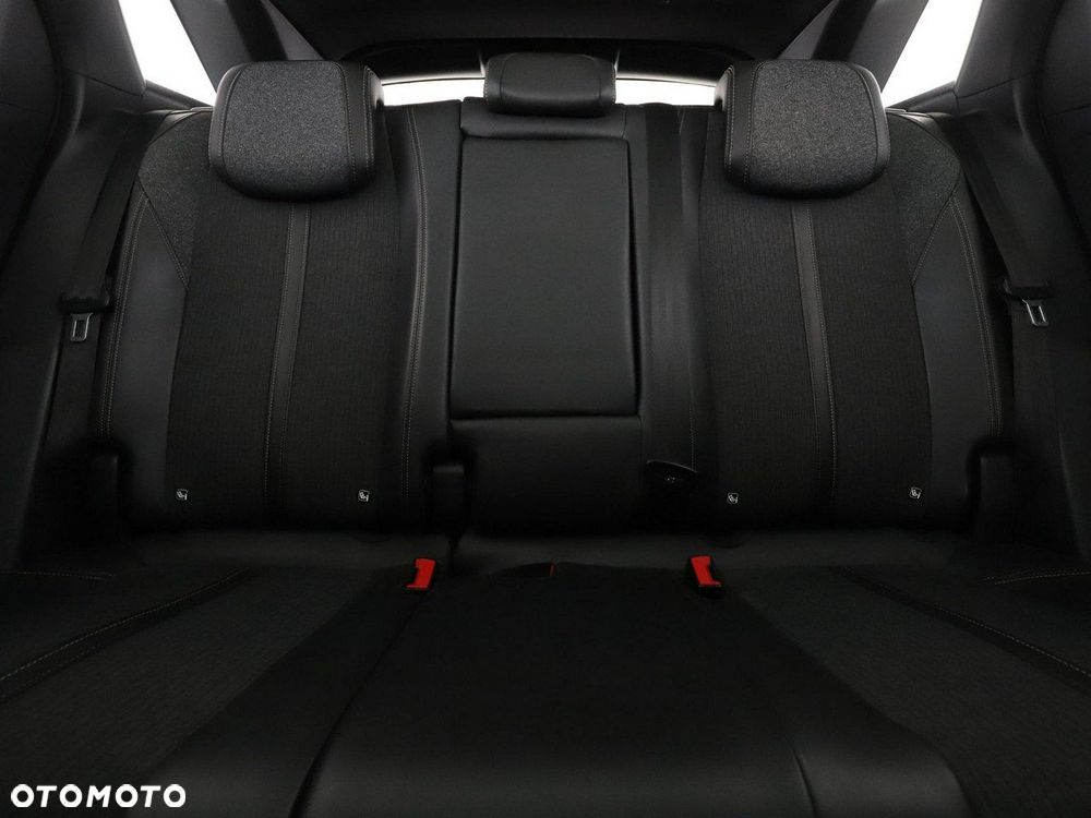 Peugeot 3008 1.5 BlueHDi GT S&S - 18