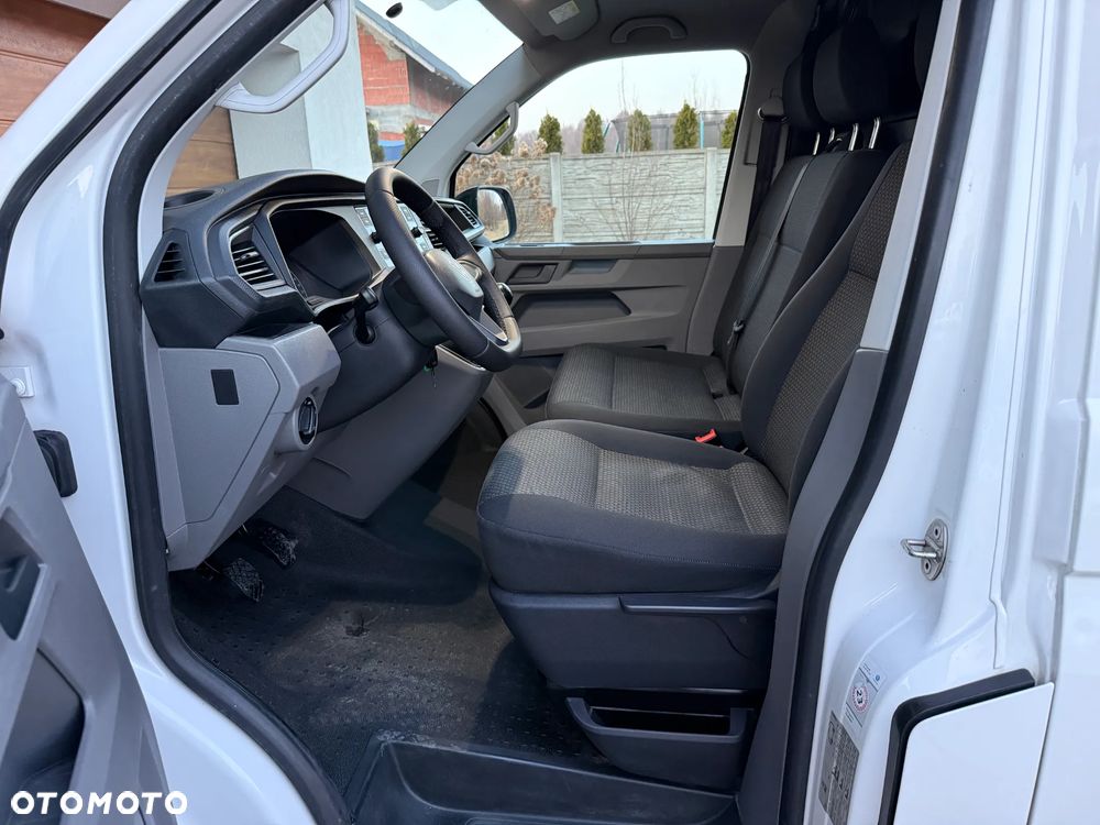 Volkswagen Transporter - 8